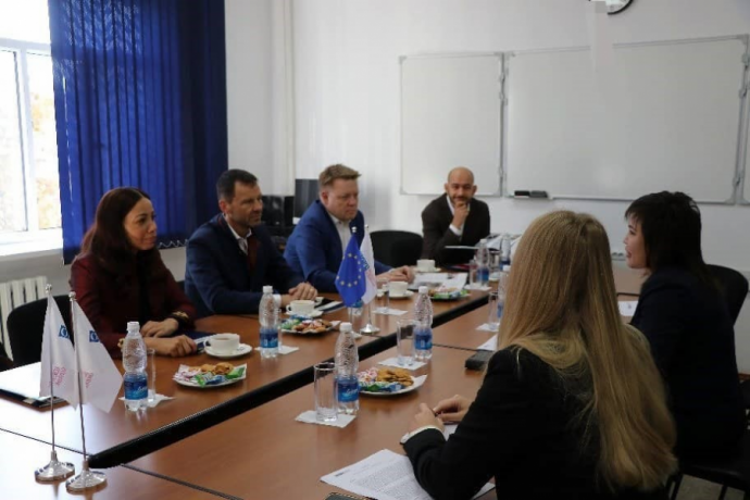 EU Delegation visits the OSCE Academy